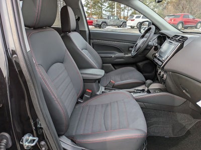 2025 Mitsubishi Outlander Sport SE