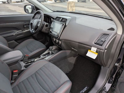 2025 Mitsubishi Outlander Sport SE