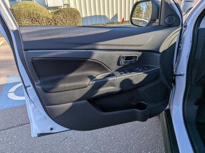 2026 Mitsubishi Outlander Sport ES