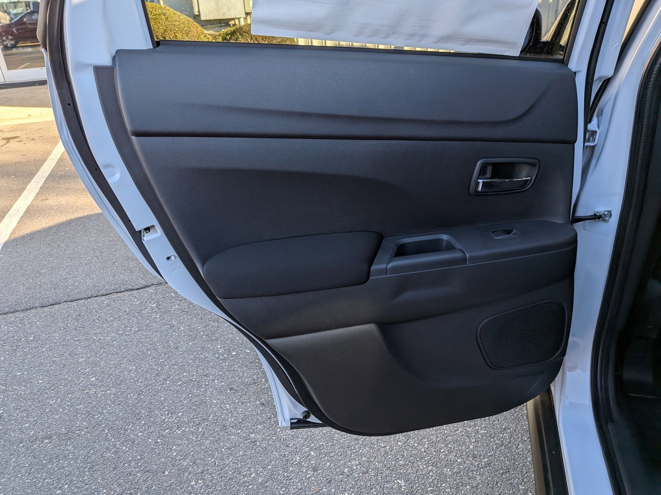 2026 Mitsubishi Outlander Sport ES