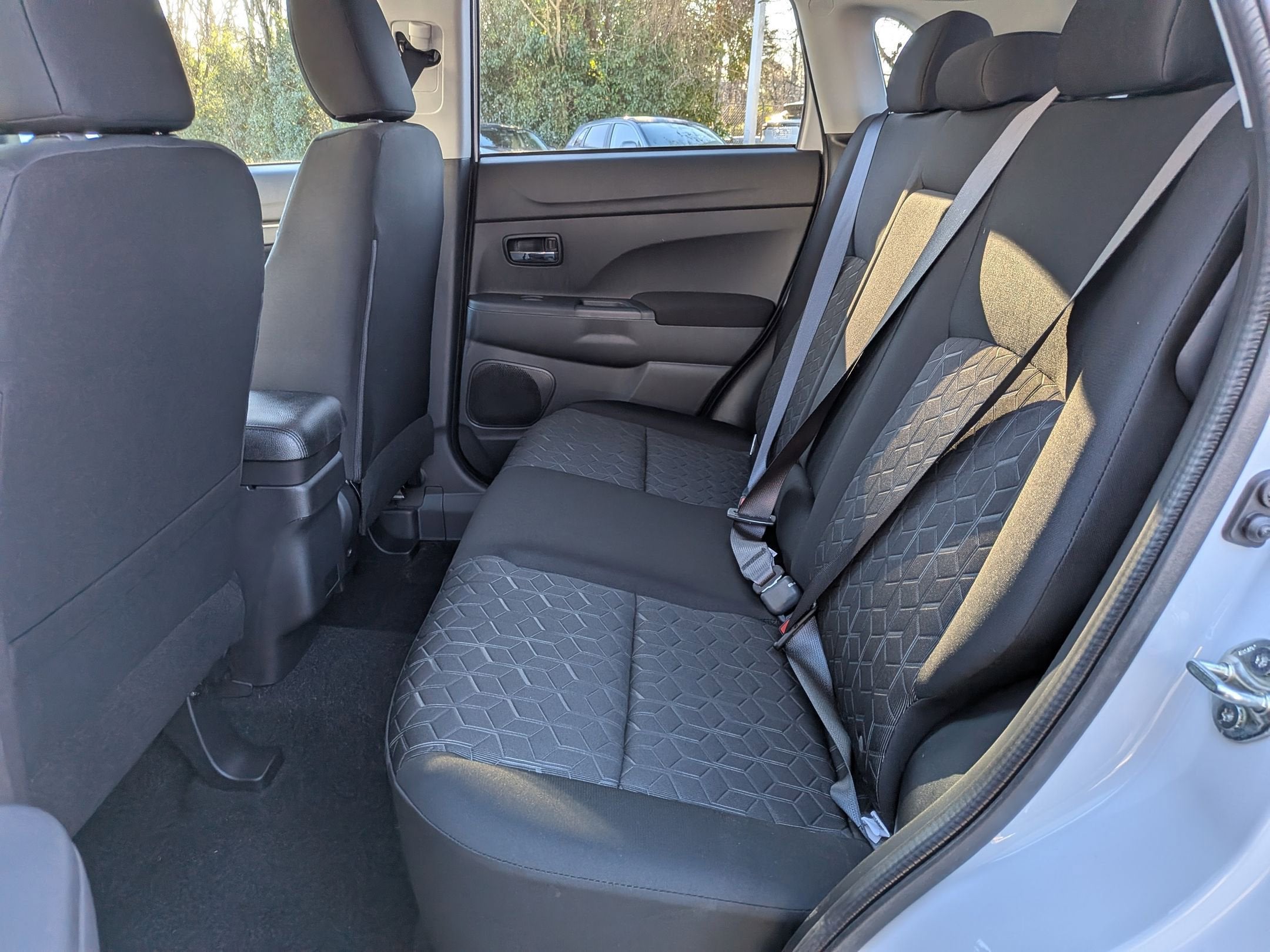 2026 Mitsubishi Outlander Sport ES