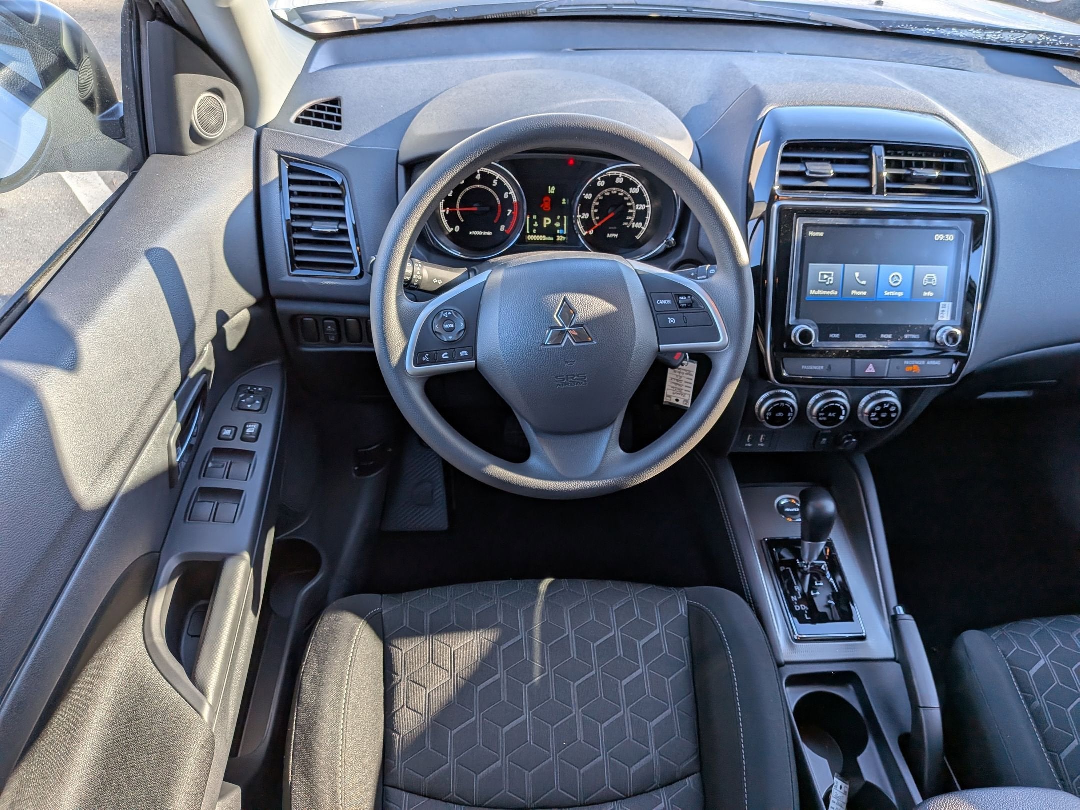 2026 Mitsubishi Outlander Sport ES