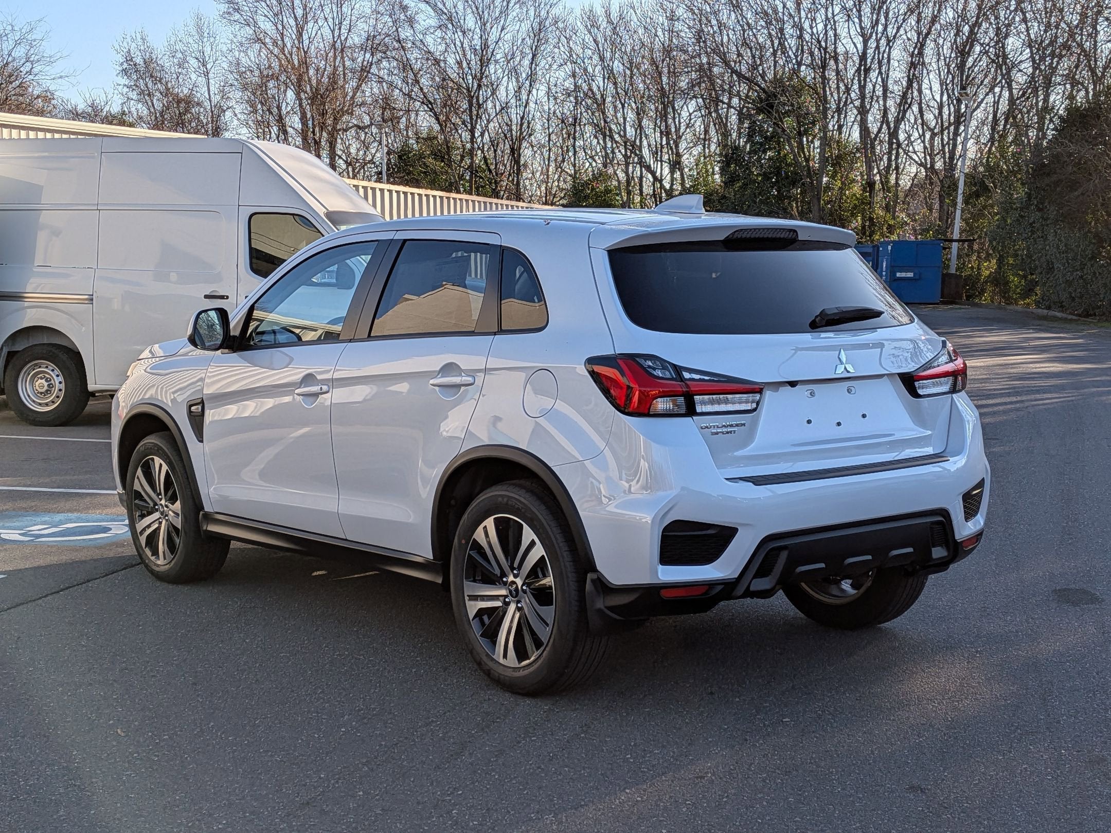 2026 Mitsubishi Outlander Sport ES