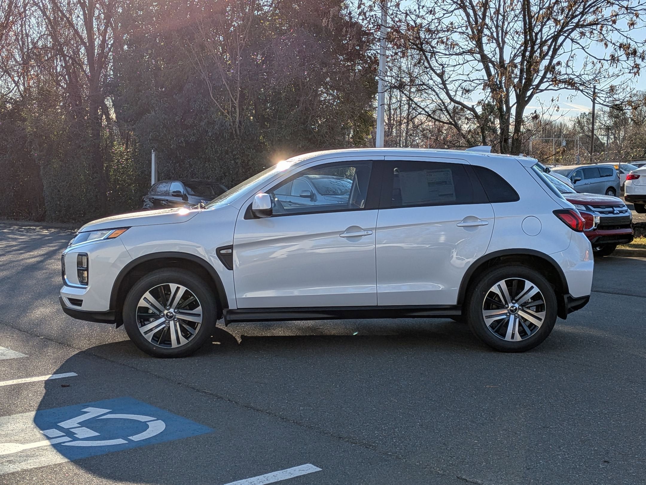 2026 Mitsubishi Outlander Sport ES