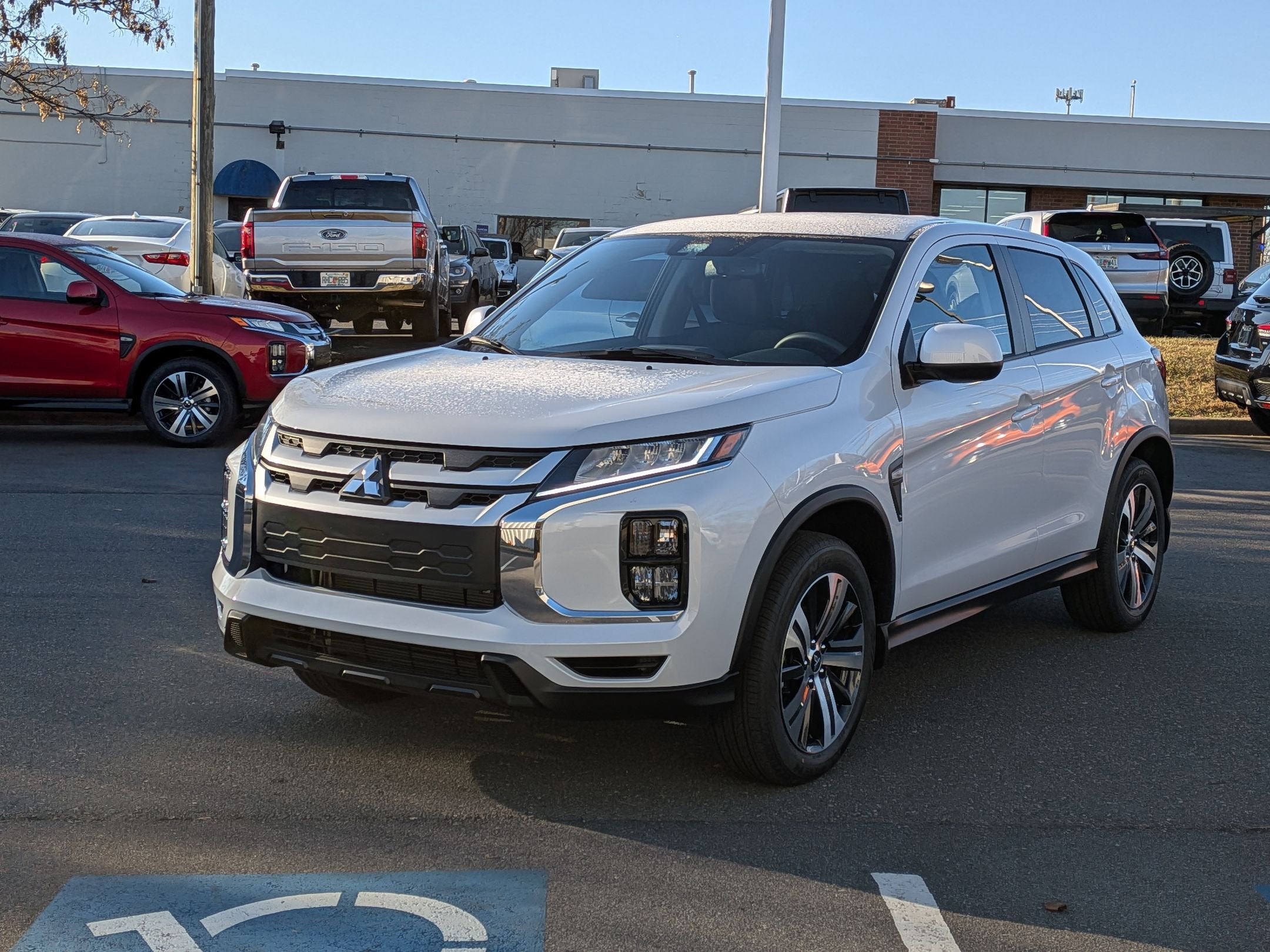 2026 Mitsubishi Outlander Sport ES