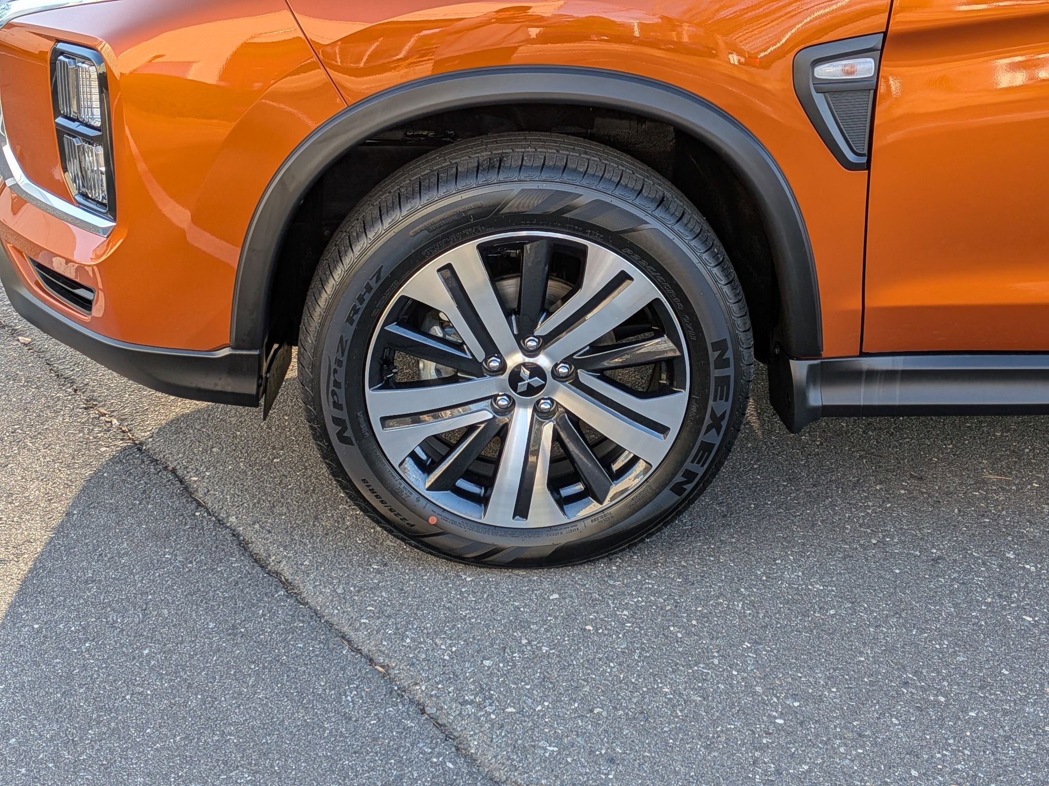 2026 Mitsubishi Outlander Sport ES