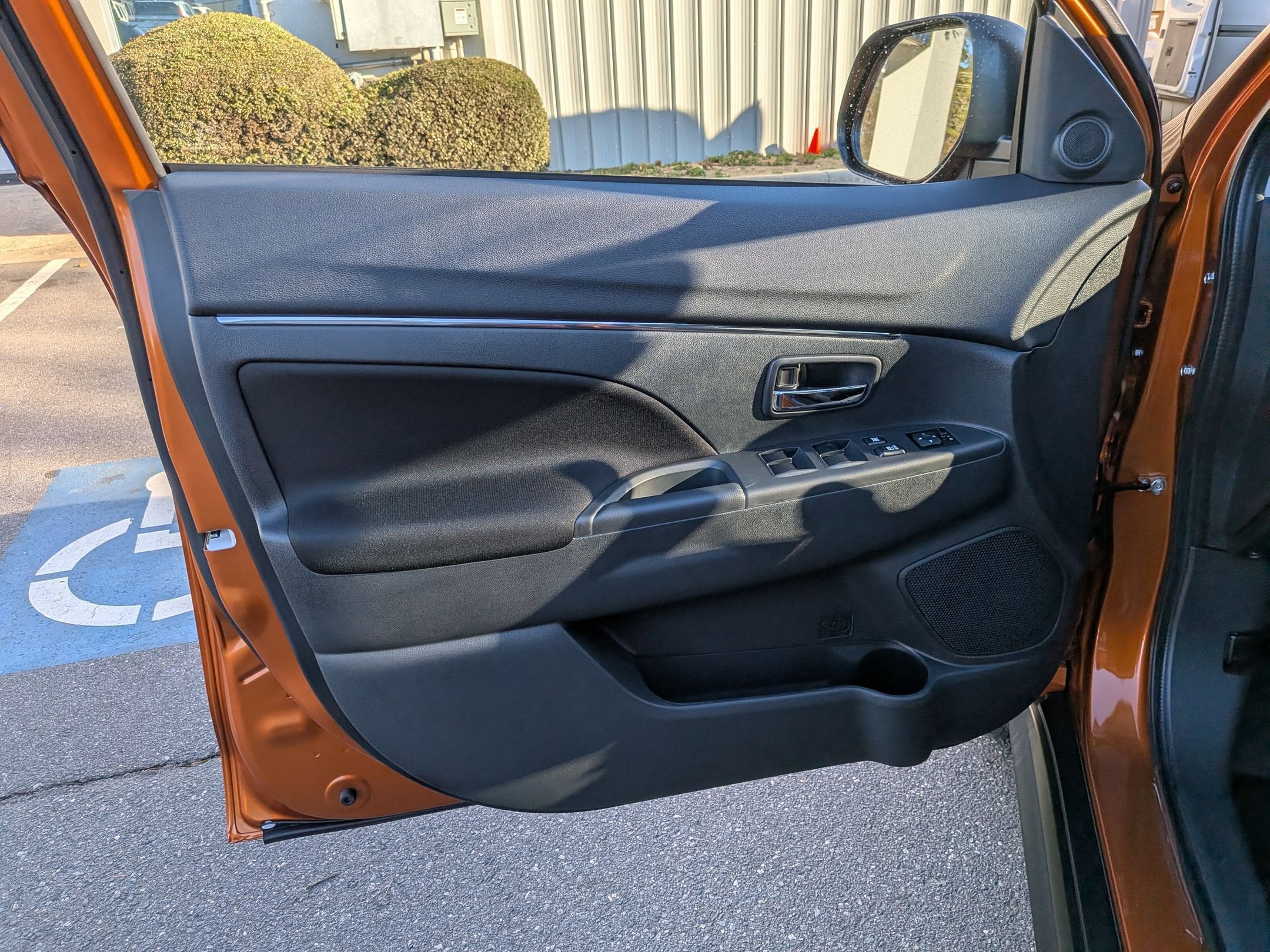 2026 Mitsubishi Outlander Sport ES