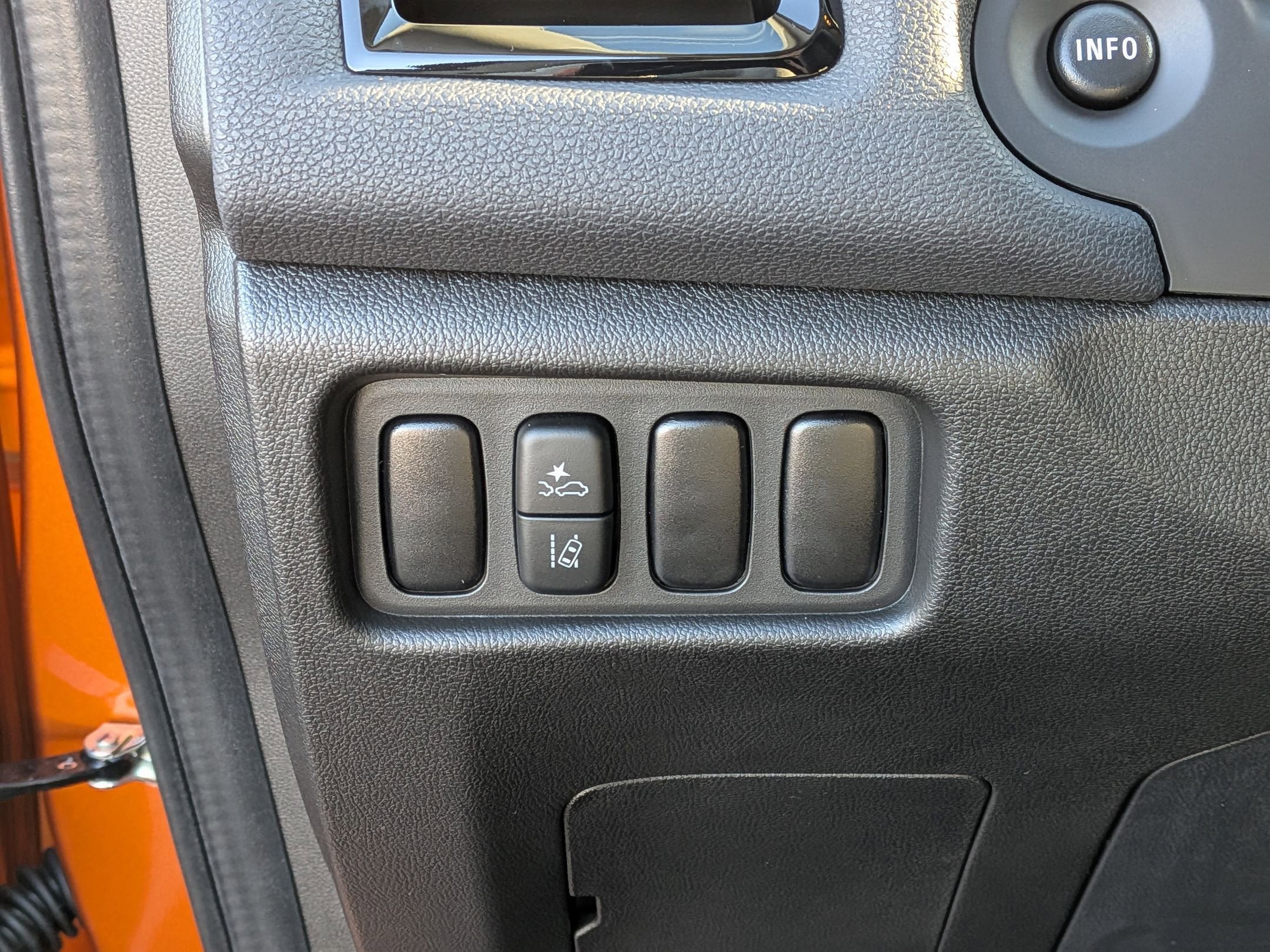 2026 Mitsubishi Outlander Sport ES