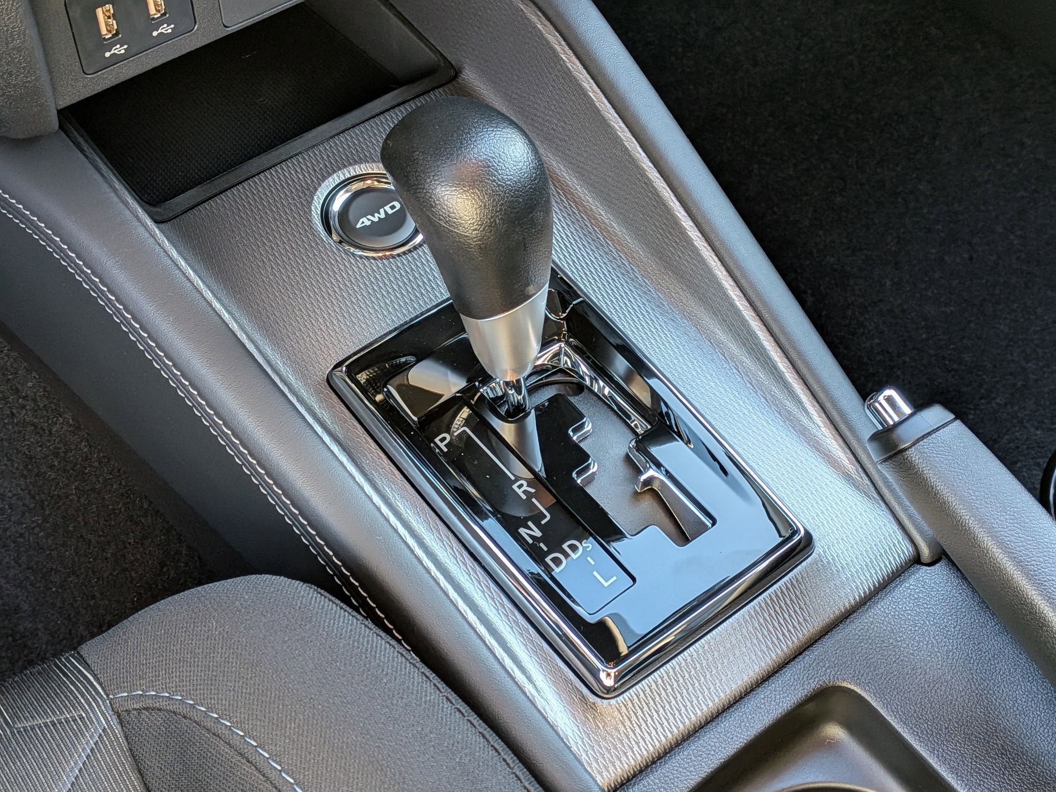 2026 Mitsubishi Outlander Sport ES