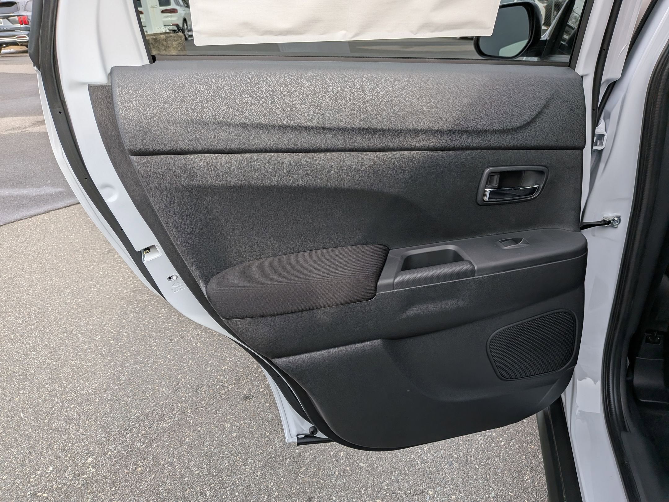 2026 Mitsubishi Outlander Sport ES