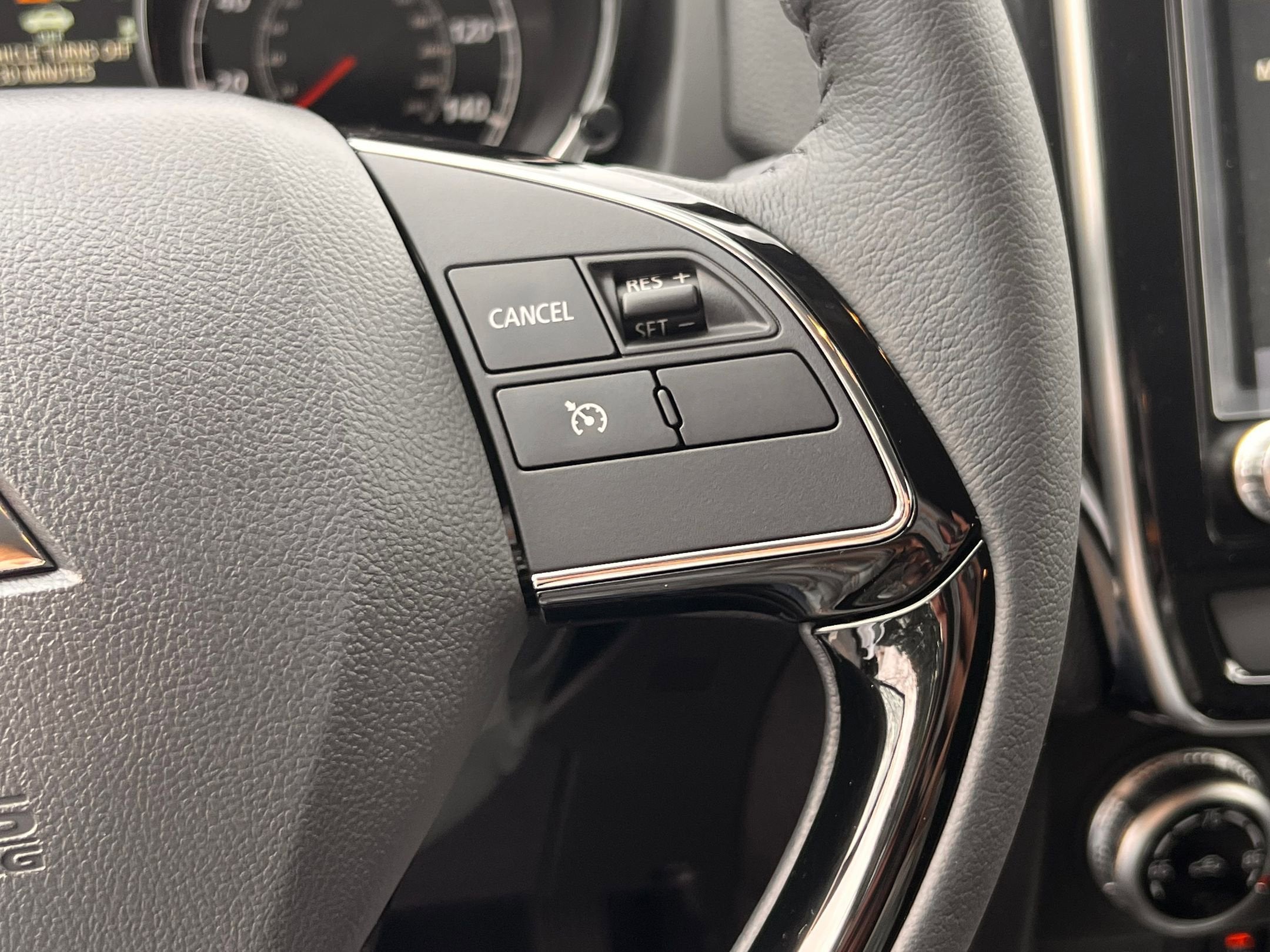 2026 Mitsubishi Outlander Sport SE