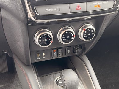 2026 Mitsubishi Outlander Sport SE