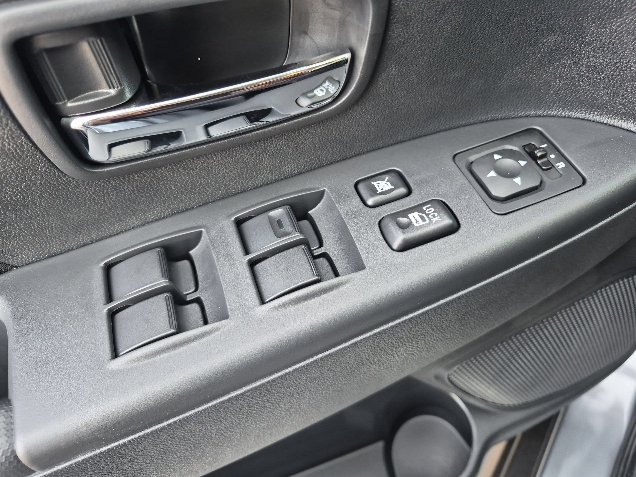 2026 Mitsubishi Outlander Sport ES