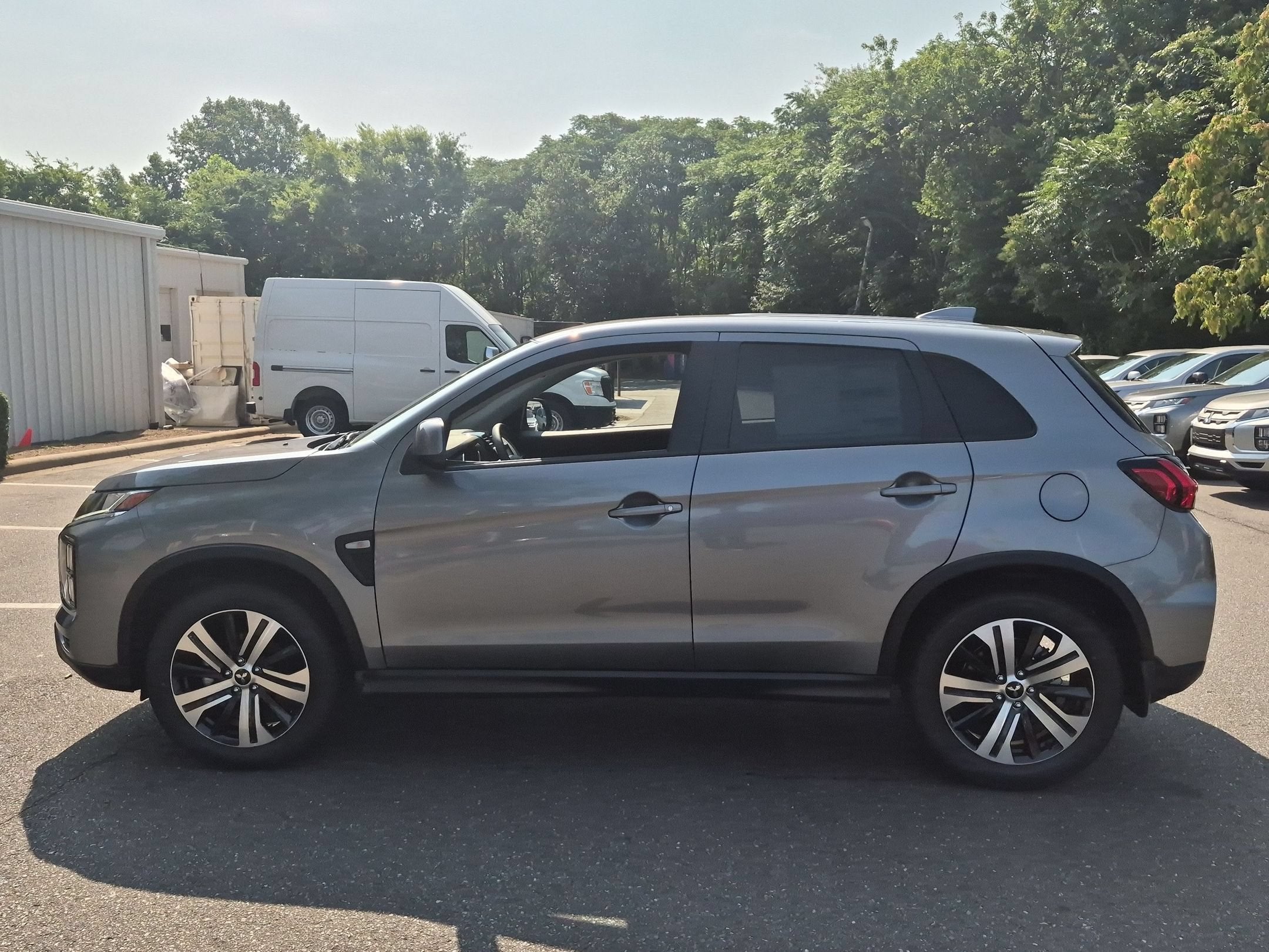 2026 Mitsubishi Outlander Sport ES