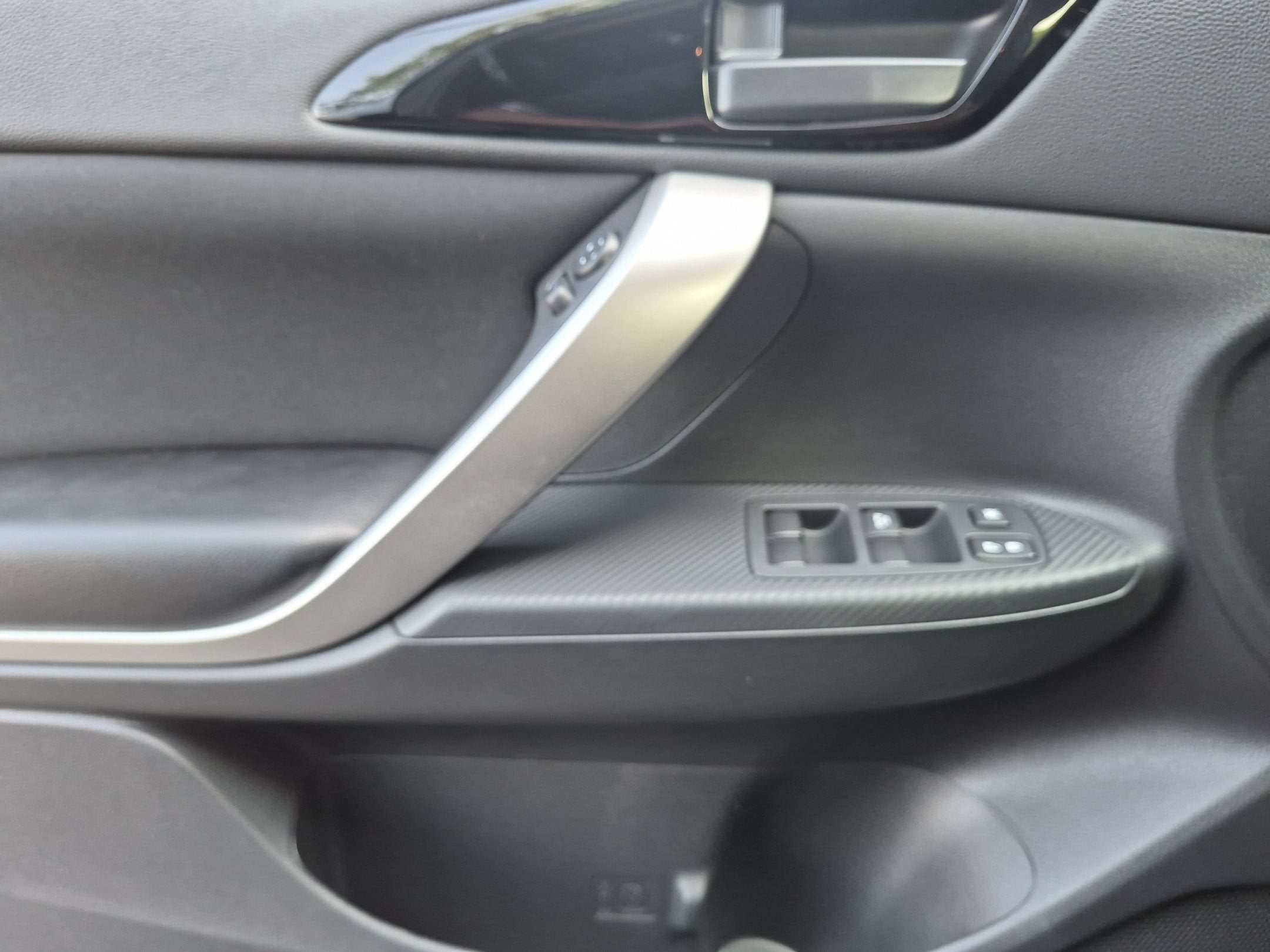 2026 Mitsubishi Eclipse Cross ES