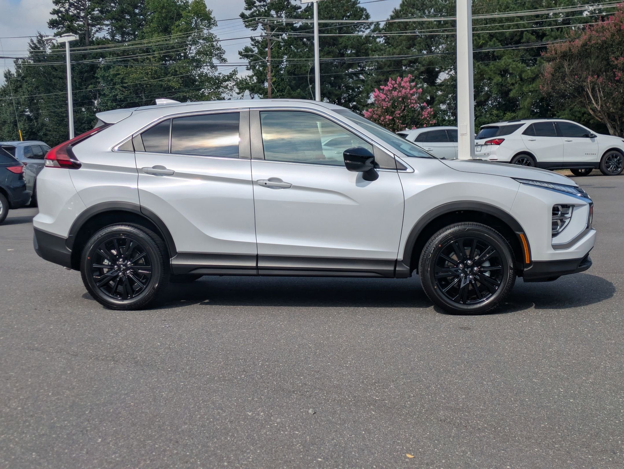 2025 Mitsubishi Eclipse Cross LE