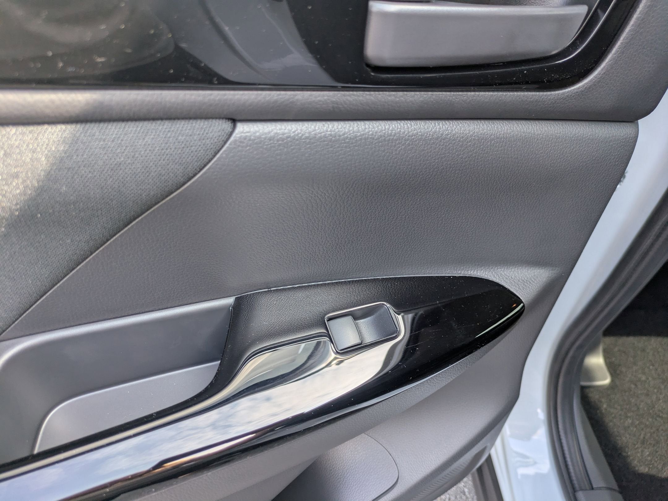 2025 Mitsubishi Eclipse Cross LE