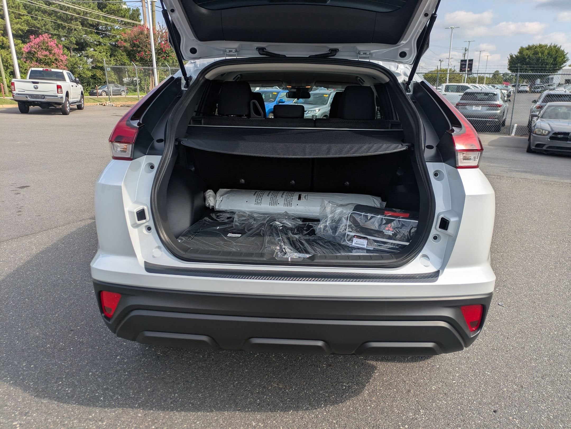 2025 Mitsubishi Eclipse Cross LE