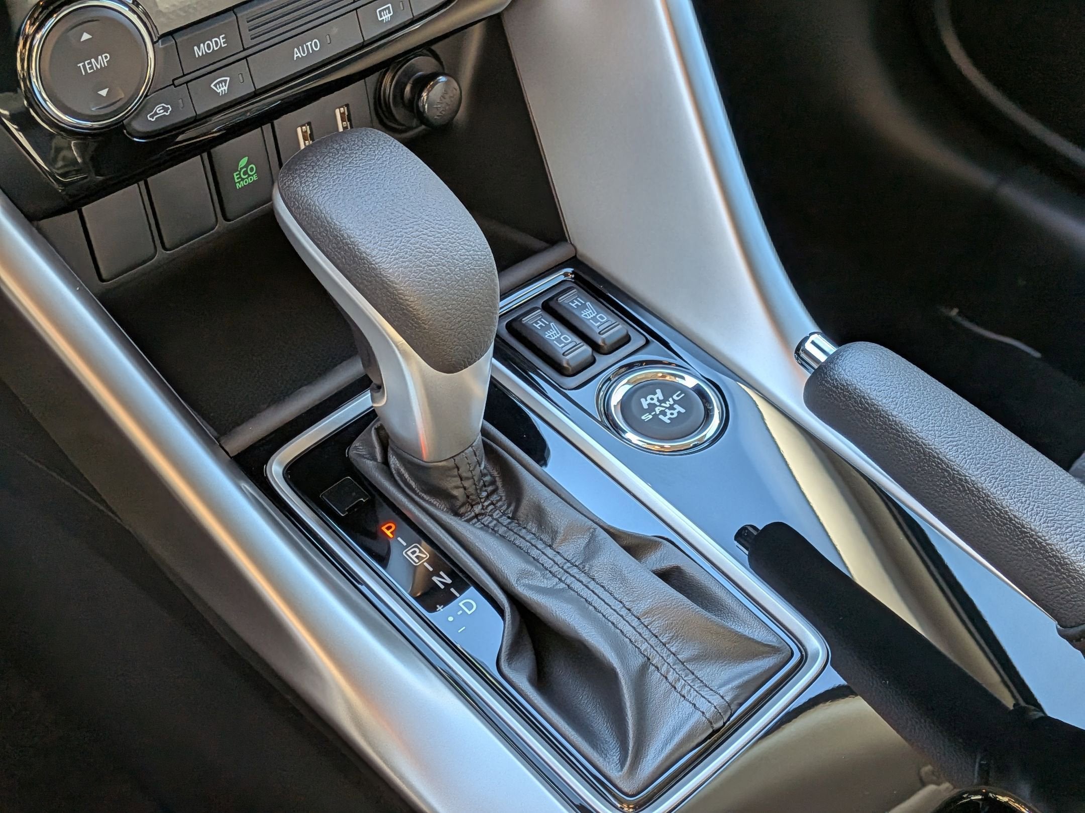 2026 Mitsubishi Eclipse Cross LE