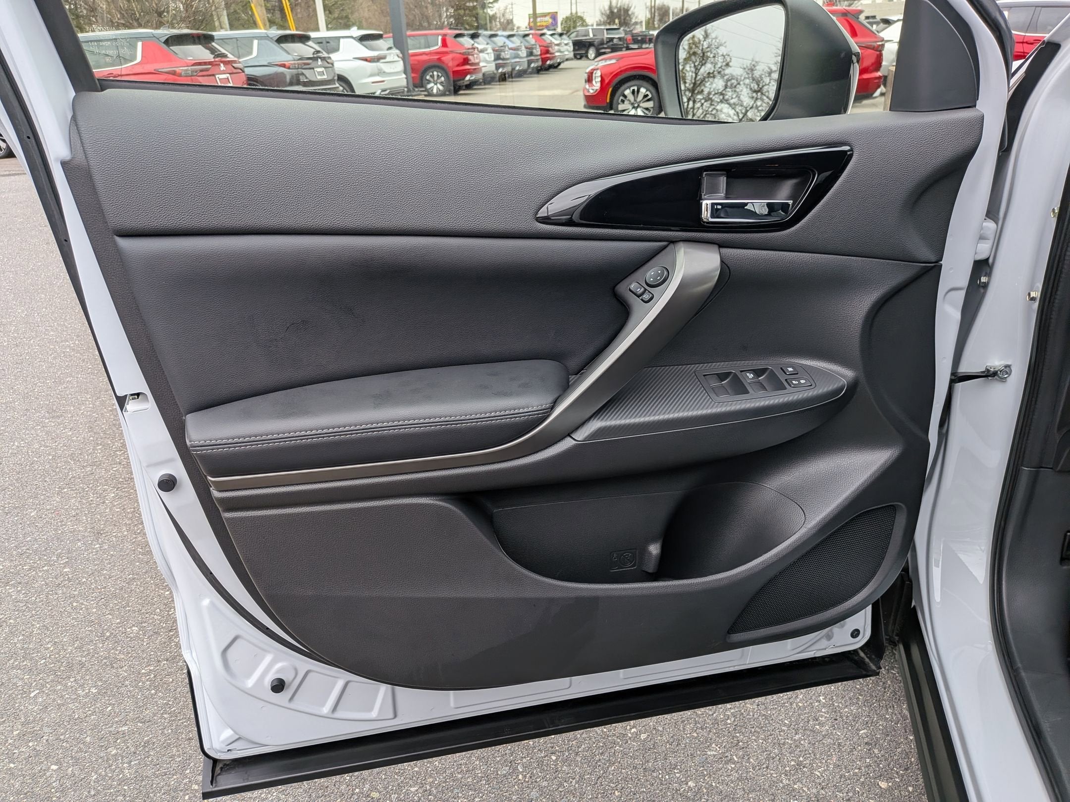 2025 Mitsubishi Eclipse Cross Black Edition