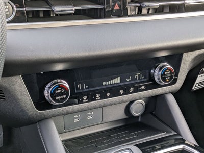 2025 Mitsubishi Outlander ES