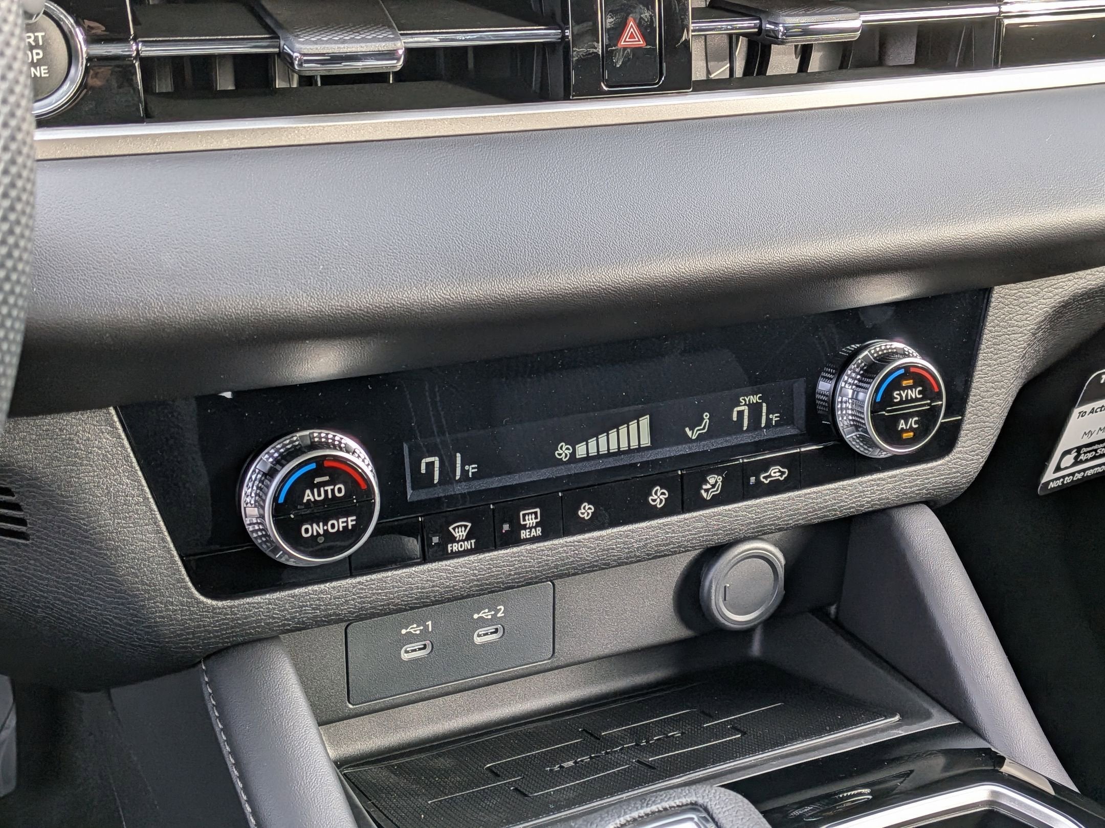 2025 Mitsubishi Outlander ES