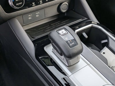 2025 Mitsubishi Outlander ES