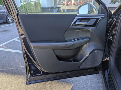 2025 Mitsubishi Outlander ES