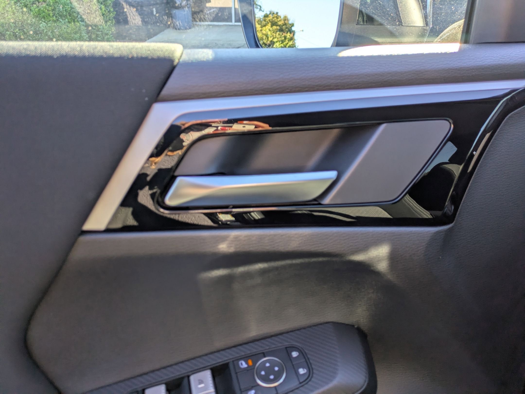 2025 Mitsubishi Outlander ES