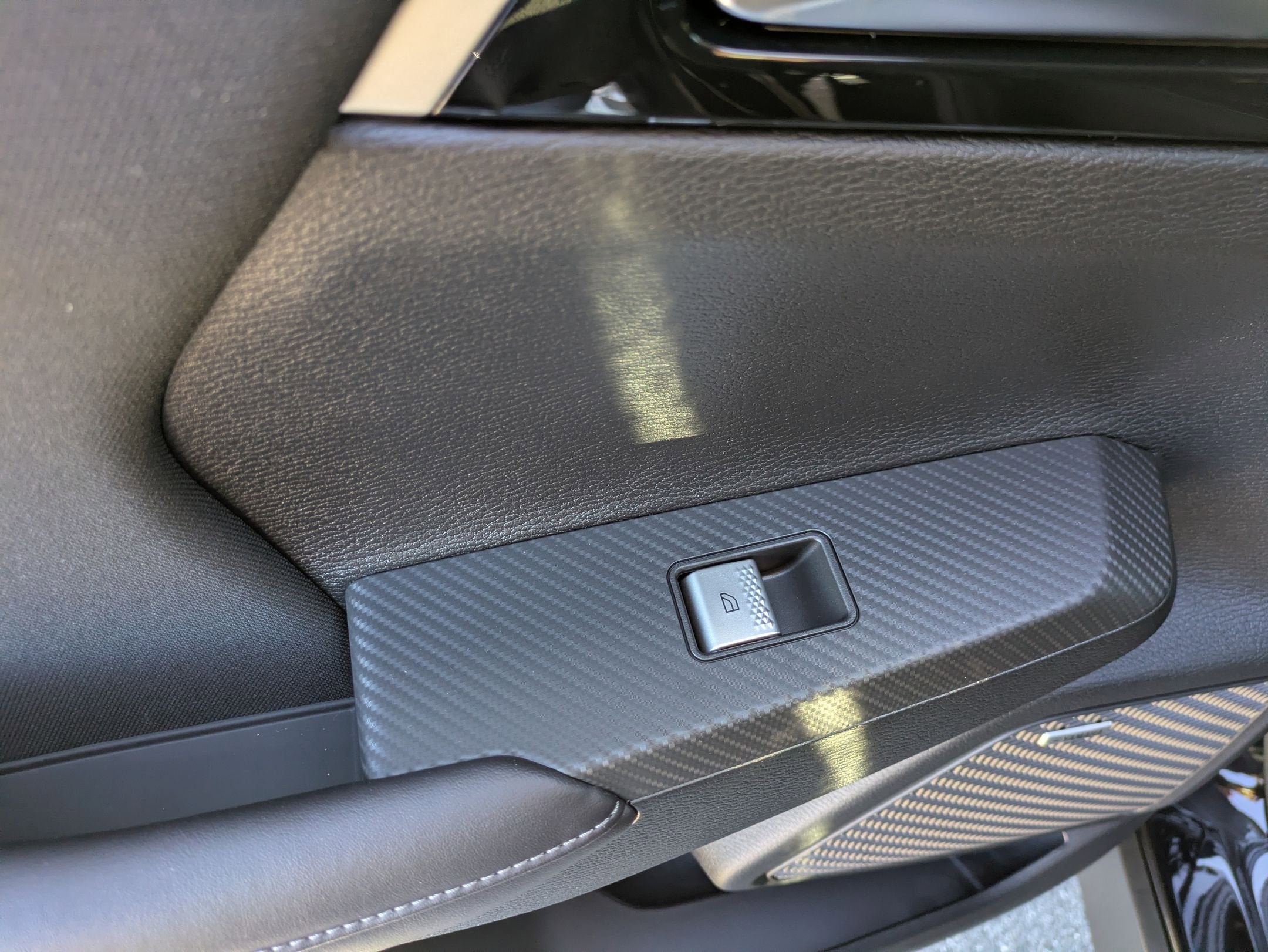 2025 Mitsubishi Outlander ES