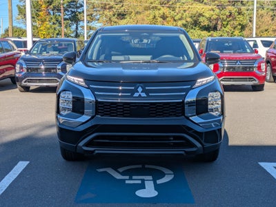 2025 Mitsubishi Outlander ES