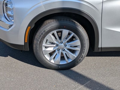 2026 Mitsubishi Outlander ES