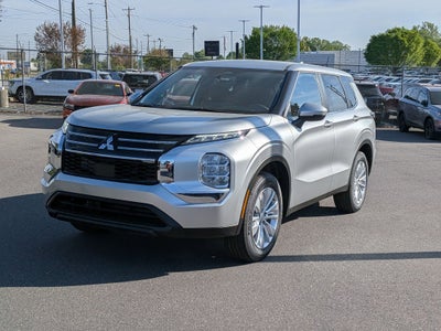 2026 Mitsubishi Outlander ES