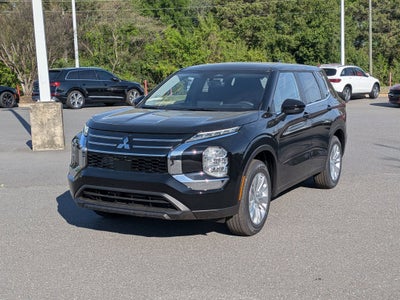 2026 Mitsubishi Outlander ES