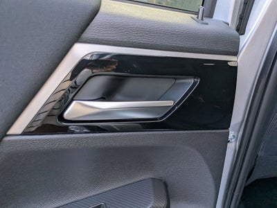 2026 Mitsubishi Outlander ES