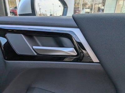 2026 Mitsubishi Outlander ES