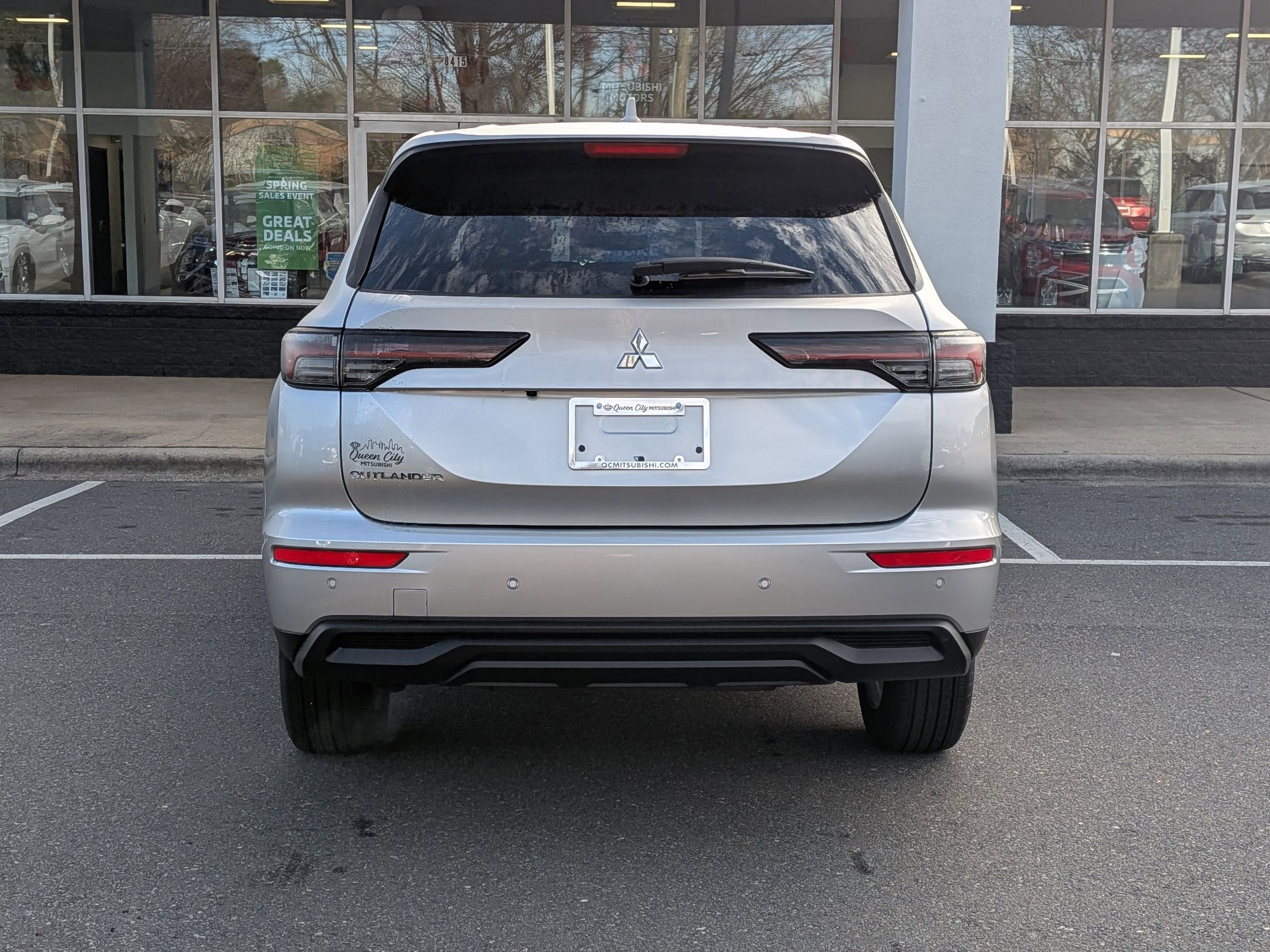 2026 Mitsubishi Outlander ES