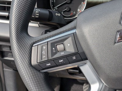 2026 Mitsubishi Outlander ES