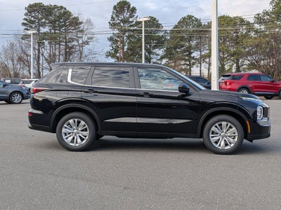 2026 Mitsubishi Outlander ES