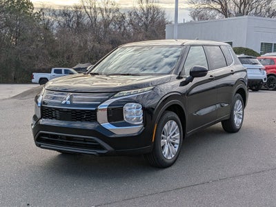 2026 Mitsubishi Outlander ES