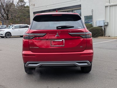 2025 Mitsubishi Outlander SE