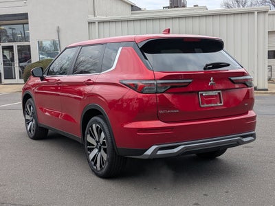 2025 Mitsubishi Outlander SE