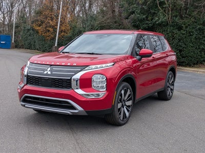 2025 Mitsubishi Outlander SE