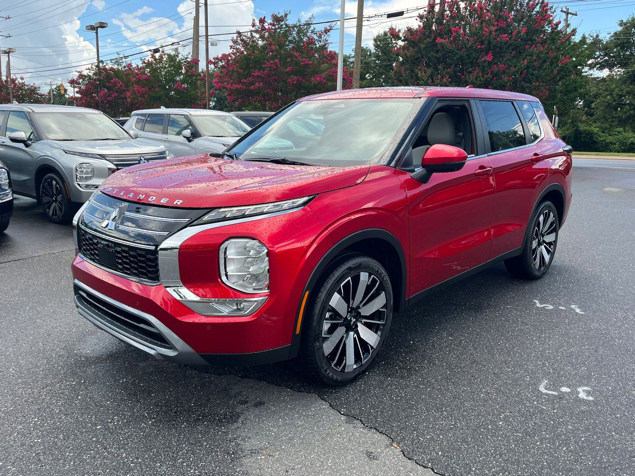 2025 Mitsubishi Outlander SE