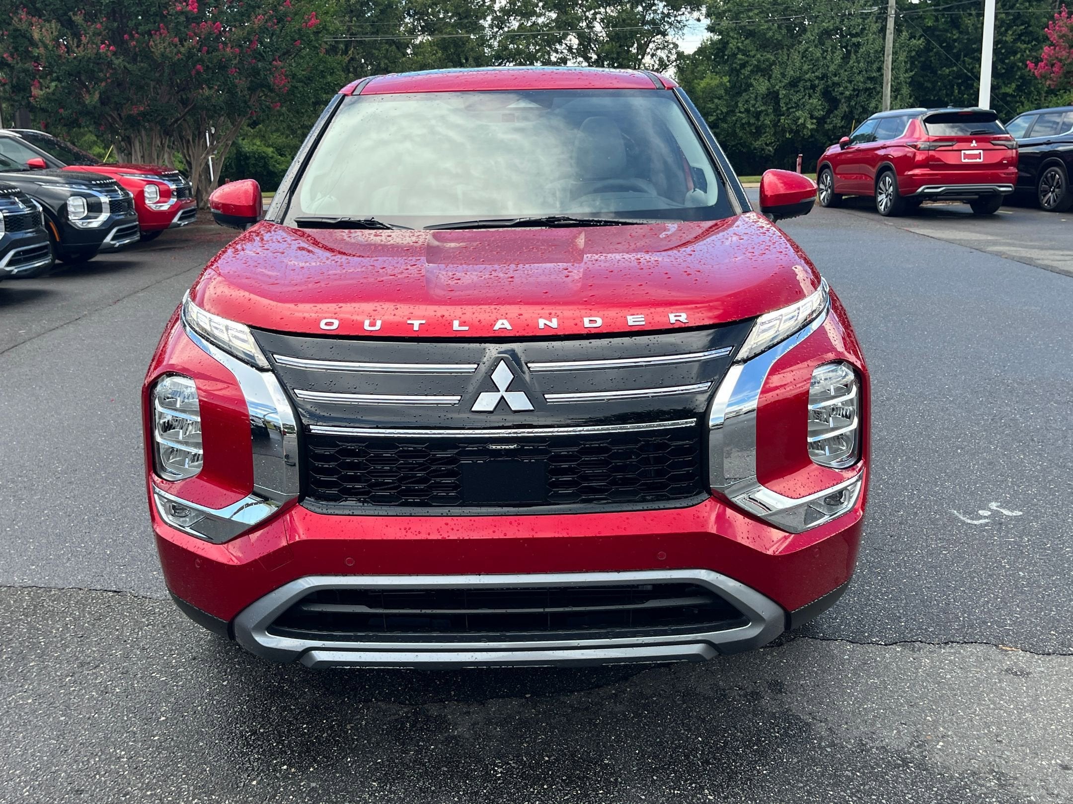 2025 Mitsubishi Outlander SE