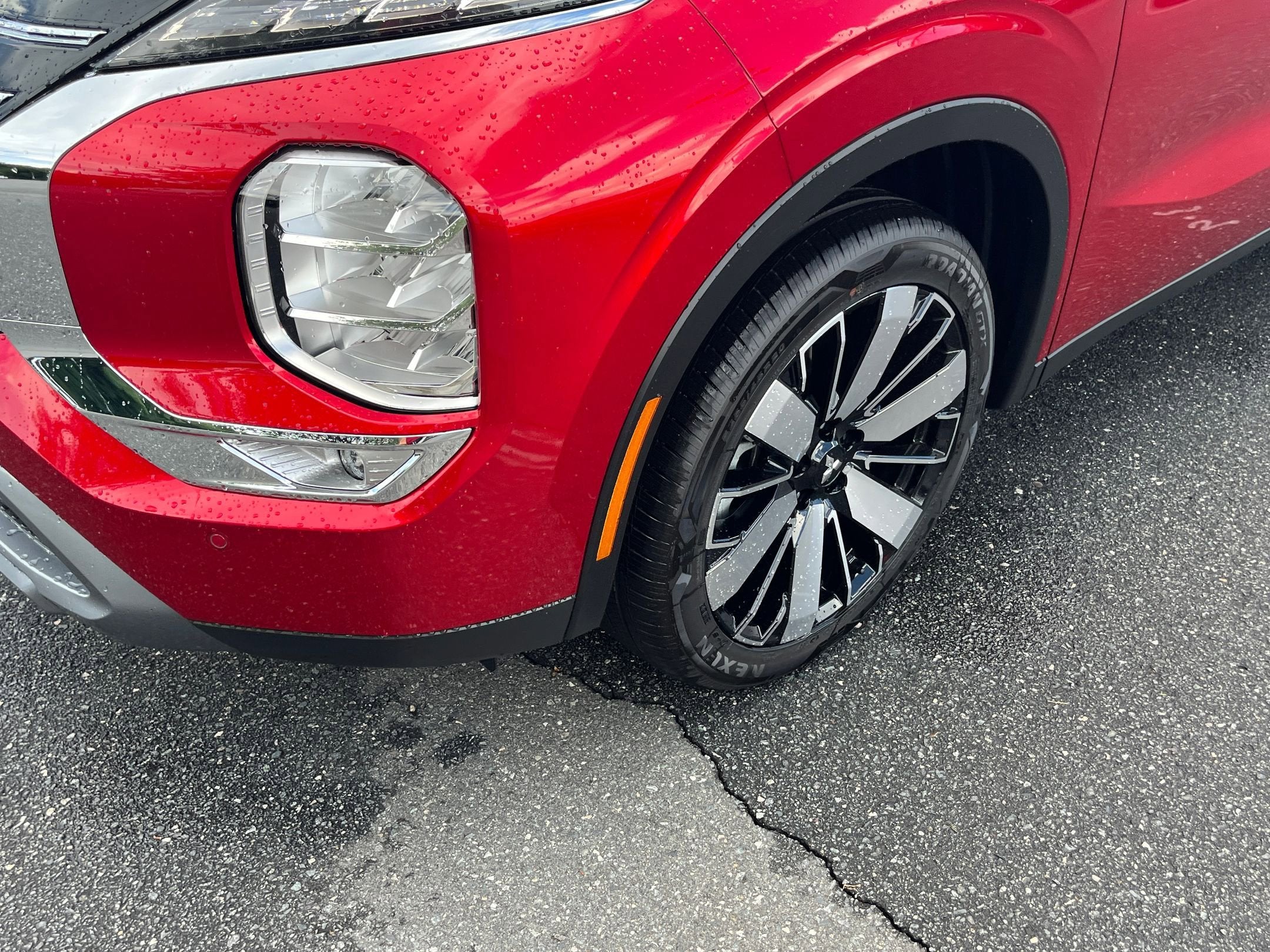 2025 Mitsubishi Outlander SE