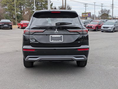 2025 Mitsubishi Outlander SE