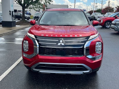 2025 Mitsubishi Outlander SE