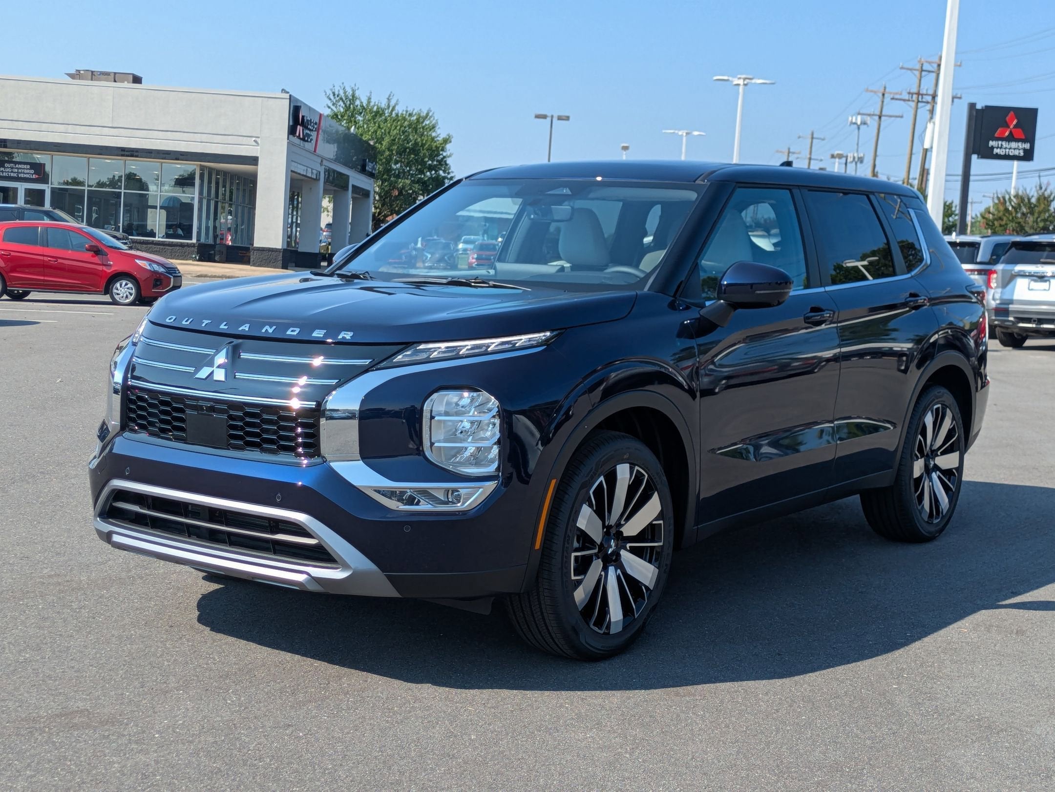 2025 Mitsubishi Outlander SE