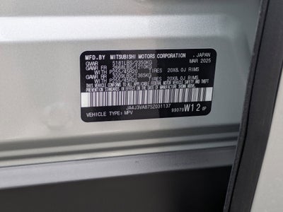 2025 Mitsubishi Outlander SE